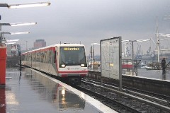 U-Bahn, Hamburg, Baumwall, 16. December 2006