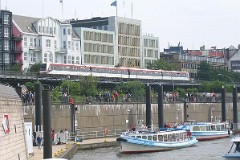 U-Bahn, Hamburg, Landungsbrücken, 26. July 2007