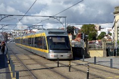 Metro do Porto Bombardier Flexity-Outlook tram (line D) at Ponte Luís (crossing Rio Douro), 13. October 2016