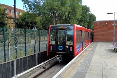 DLR (Docklands Light Railway), London, West Ham, 6. October 2016