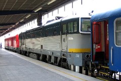 ÖBB 2016 and ŽSR 754, Wien Südbahnhof, 4. July 2005