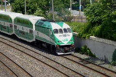 GO, diesel locomotive type MP40PH-3C, Toronto, 12. july 2013
