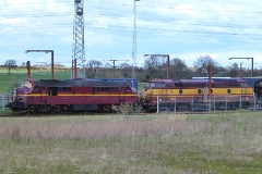 CFL (CFL cargo Danmark ApS) 1807 and 1023 (ex. MX1023), Taulov, 17. April 2015