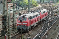 DB 218 397-8 and 218 341-6, Hamburg Hauptbahnhof, 22. August 2014
