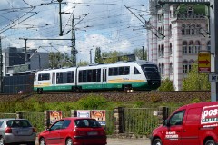 trilex VT 08, Dresden (im hintergrund das ehemalige Fabrikgebäude der Zigarettenfabrik Yenidze), 4. May 2015