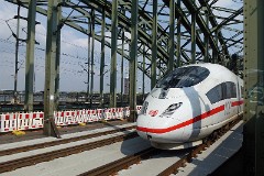 Cologne / Köln, Hohenzollernbrücke, 12. April 2914