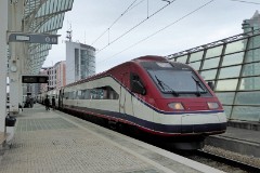 CP 4006, photographed at the railwaystation Oriente in Lisbon, 17. October 2016.