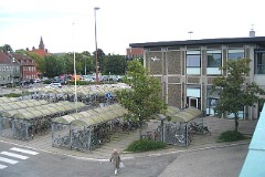 railwaystations jernbanestationer denmark 2007080449 holbaek