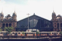 20000630 01 railwaystations jernbanestationer hungary budapest nyugati