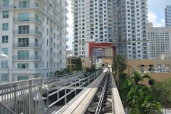 Miami Metromover First Street Station, 27. August 2007