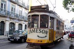 Lisbon, Rua Conde-Barão 28. April 2016