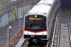 Type V (Wiener Linien U4), Langenfeldgasse, 29. October 2016