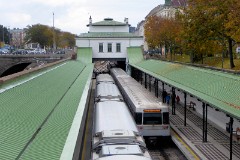 Type V and Type U (Wiener Linien U4), Schönbrunn, 29. October 2016