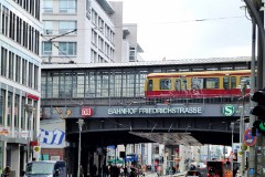 Berlin, Bahnhof Friedrichstraße, 2. April. 2015