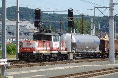 ÔBB 1163 013-4, Salzburg Hauptbahnhof, 24. July 2014.  These Locomotves are built in 1991 in a number of 20 and has e max speed of 120 km/h - 75 mph.