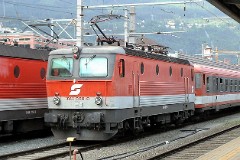 ÖBB 1044, Innsbruck Hauptbahnhof, 20. July 2007