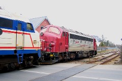 CFL (Dansk Jernbane) and Nordjyske Jernbaner, Fruens  Bøge, 17. March 2006
