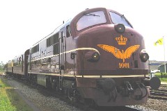 DSB MX 1001 (DSB Museumstog) photographed in Randers 19. May 2007