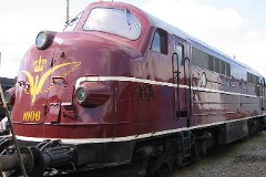 DSB MX 1006 (DSB Museumstog) photographed in Randers 19. May 2007