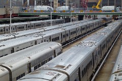 LIRR trains (Long Island Rail Road), West Side Yard, Manhattan, New York City, 29. November 2014