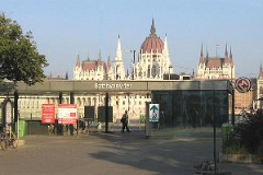 Batthyány Tér, 15. October 2006